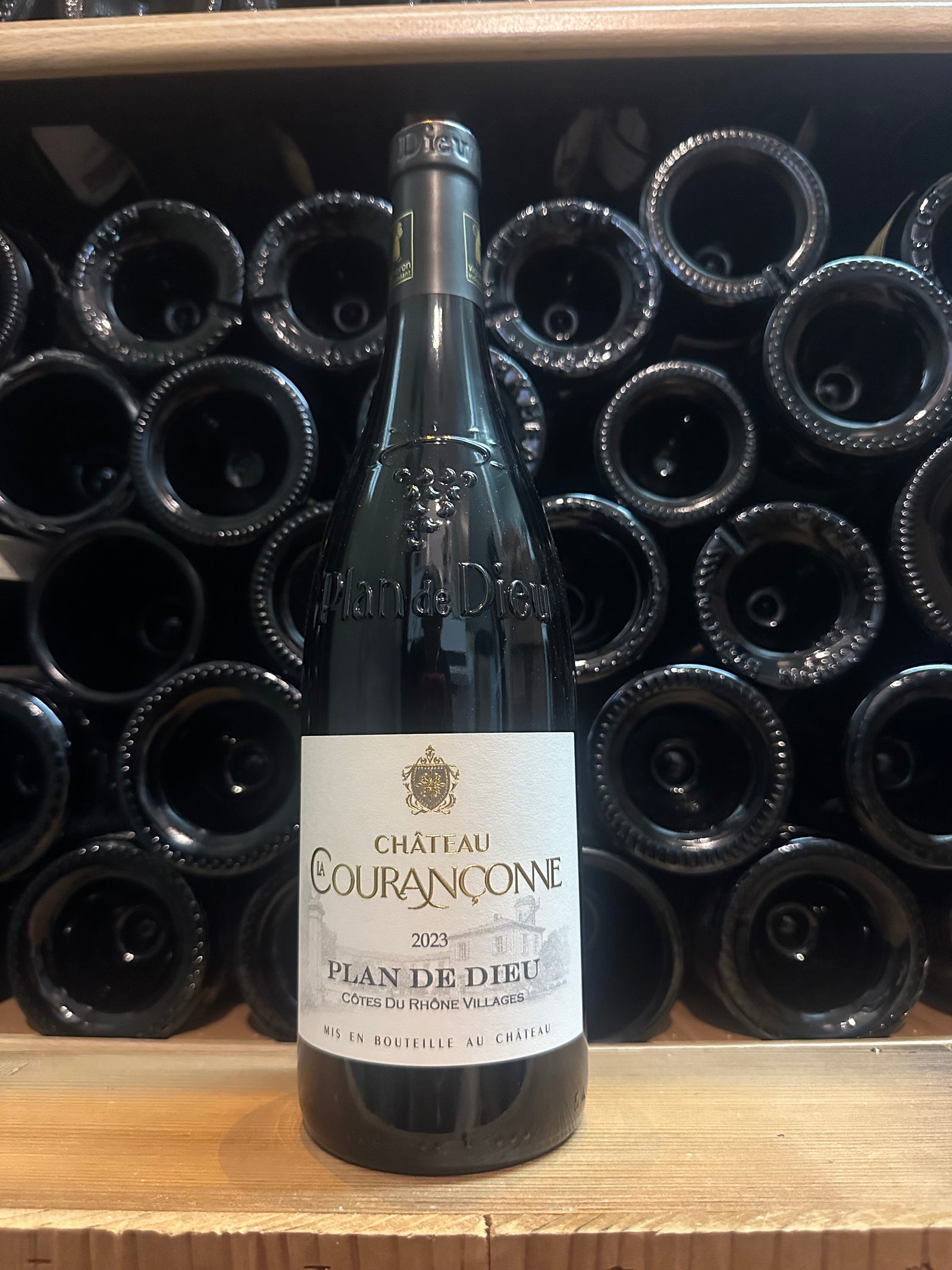 Chateau La Couranconne Cotes du Rhone Villages AOC Plan de Dieu 2023